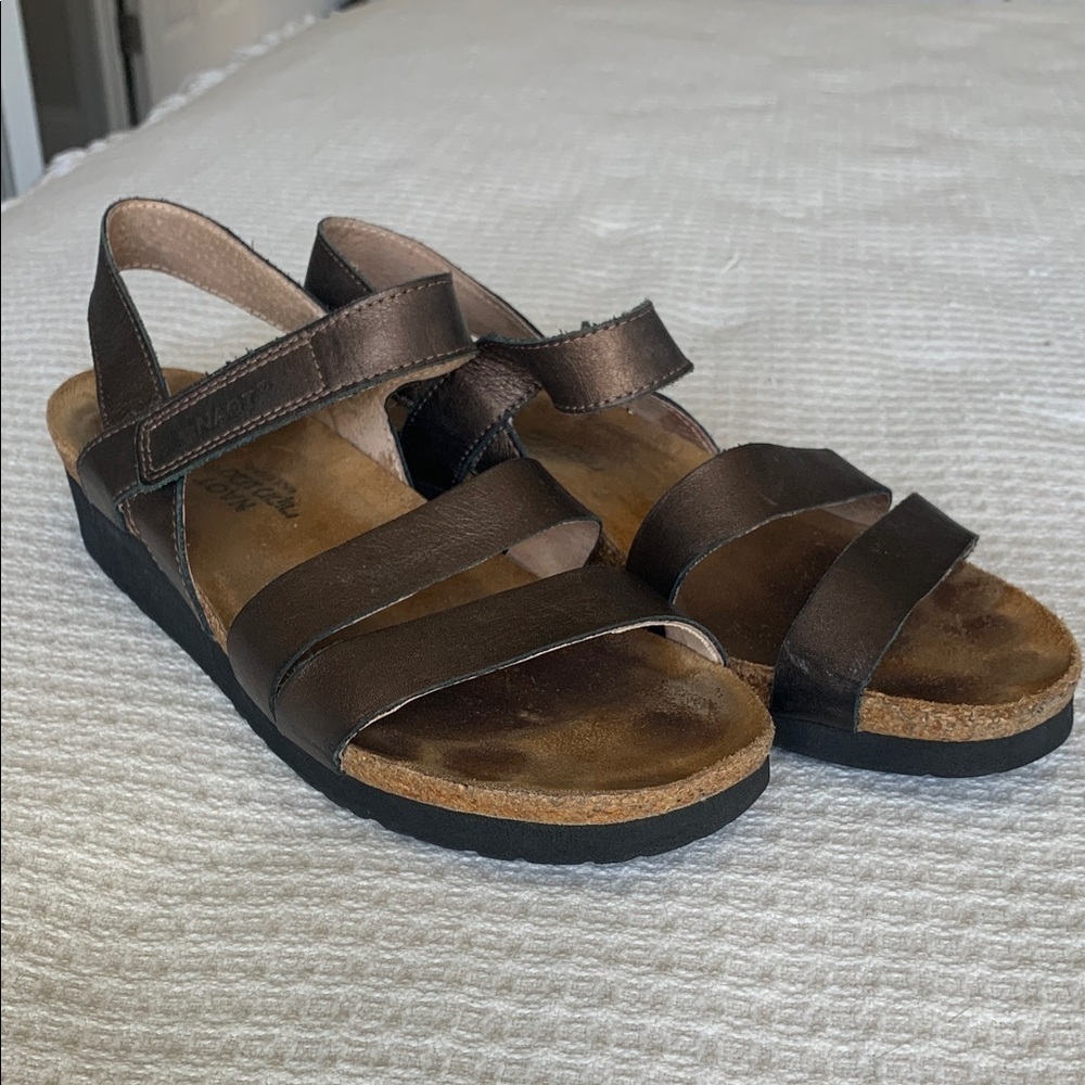 Naot bronze leather sandals size 42